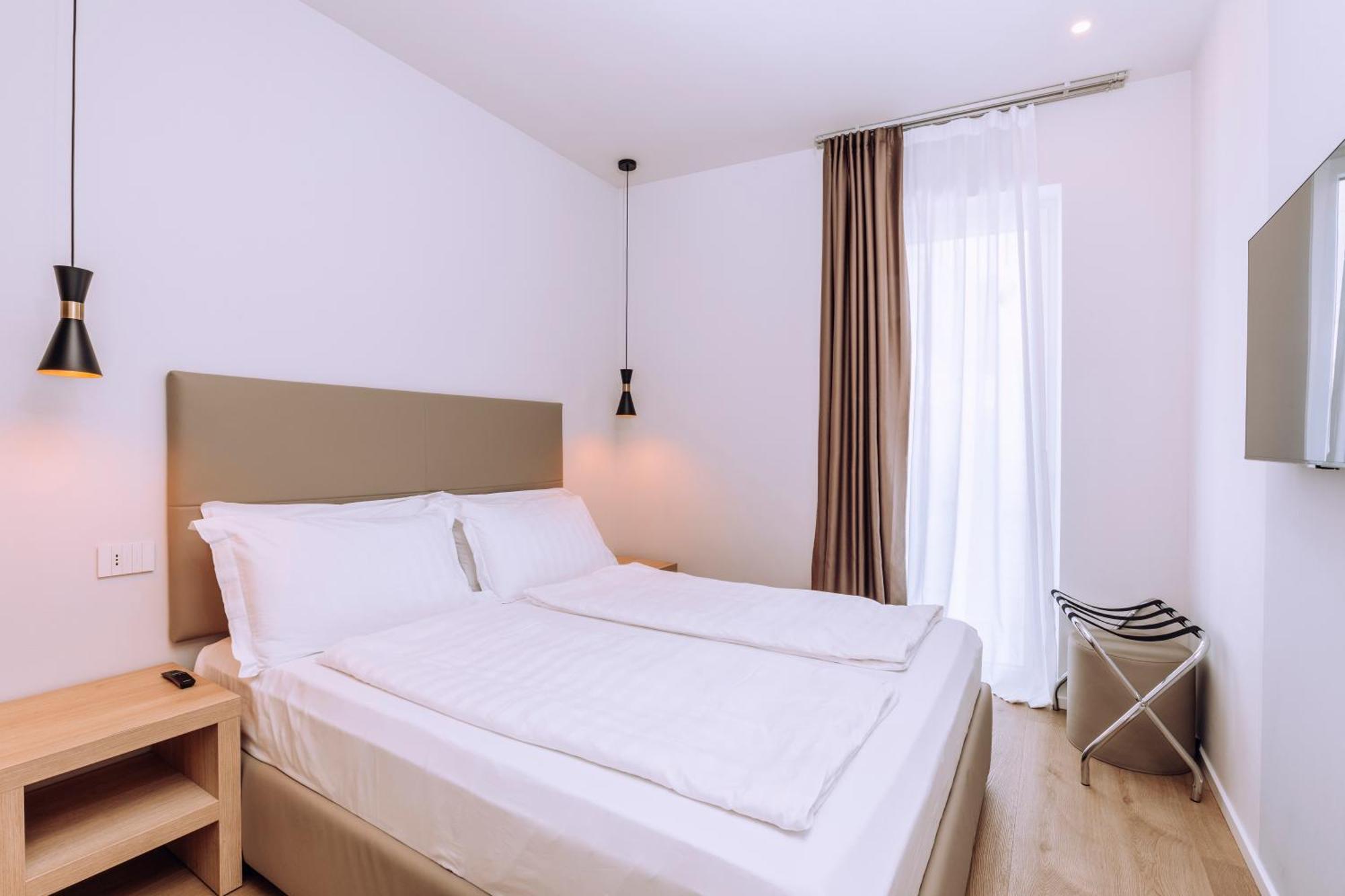 Ah Porticcioli Boutique Apartments San Felice del Benaco Zewnętrze zdjęcie