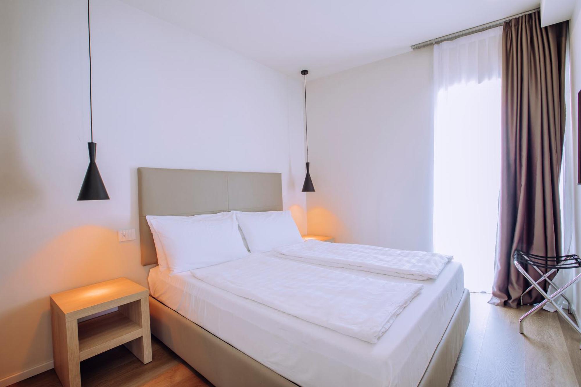 Ah Porticcioli Boutique Apartments San Felice del Benaco Zewnętrze zdjęcie