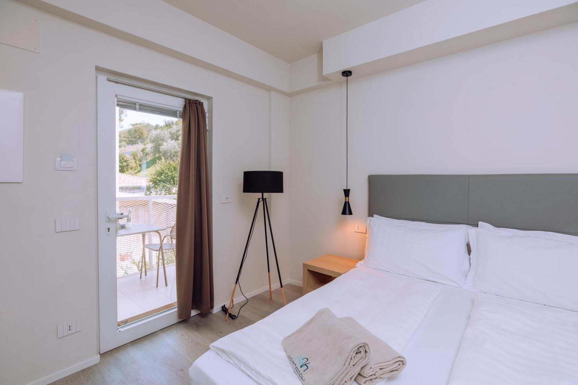 Ah Porticcioli Boutique Apartments San Felice del Benaco Zewnętrze zdjęcie