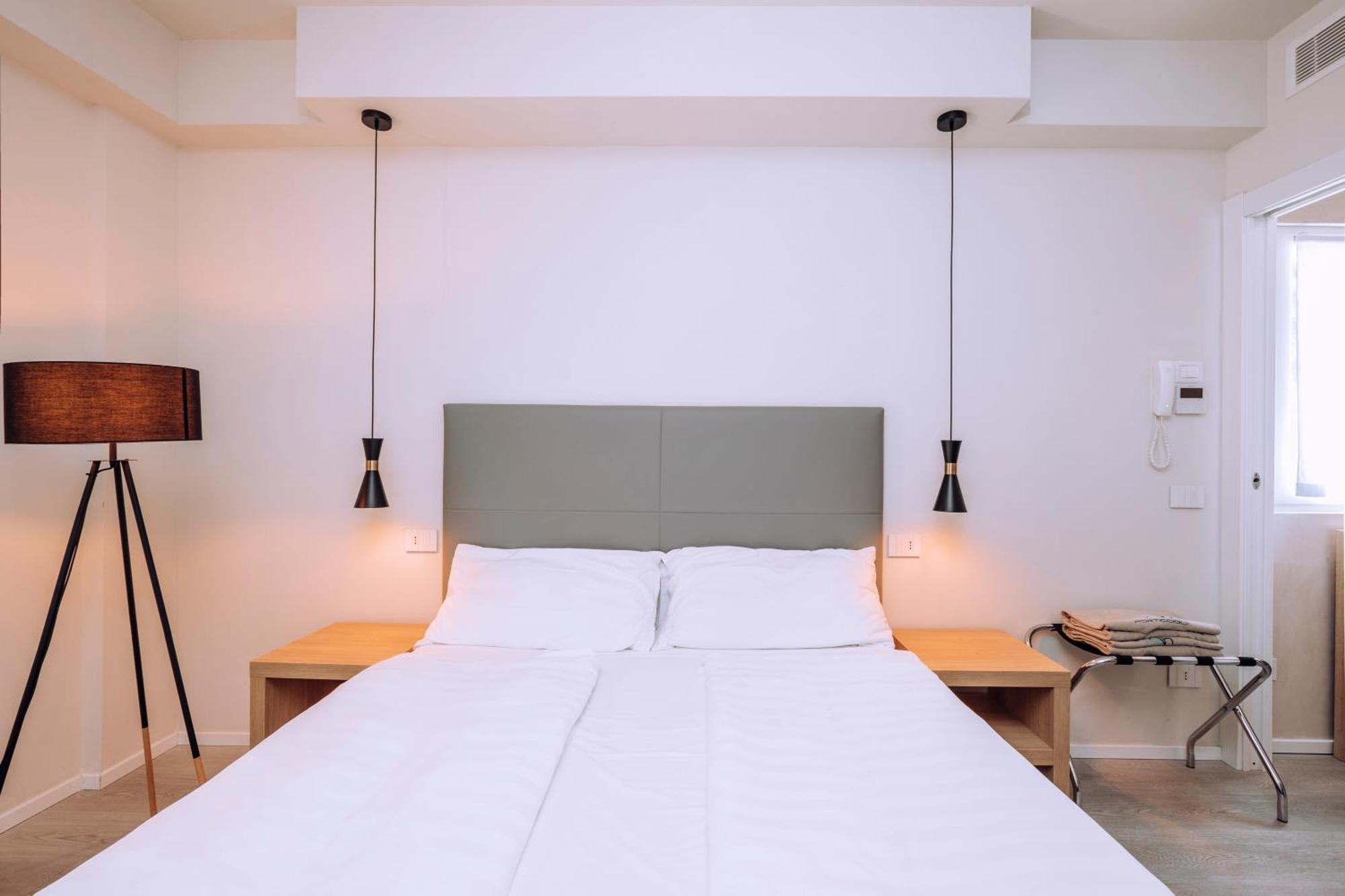 Ah Porticcioli Boutique Apartments San Felice del Benaco Zewnętrze zdjęcie