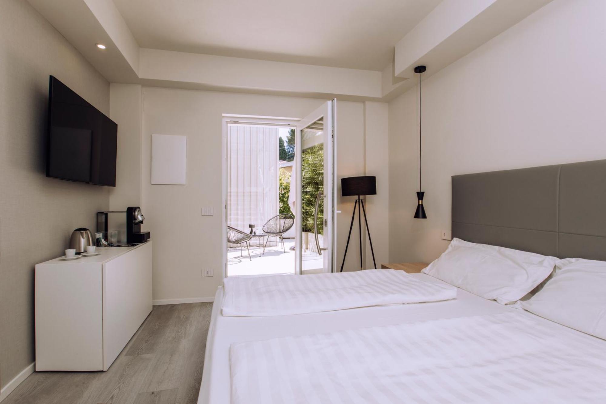 Ah Porticcioli Boutique Apartments San Felice del Benaco Zewnętrze zdjęcie